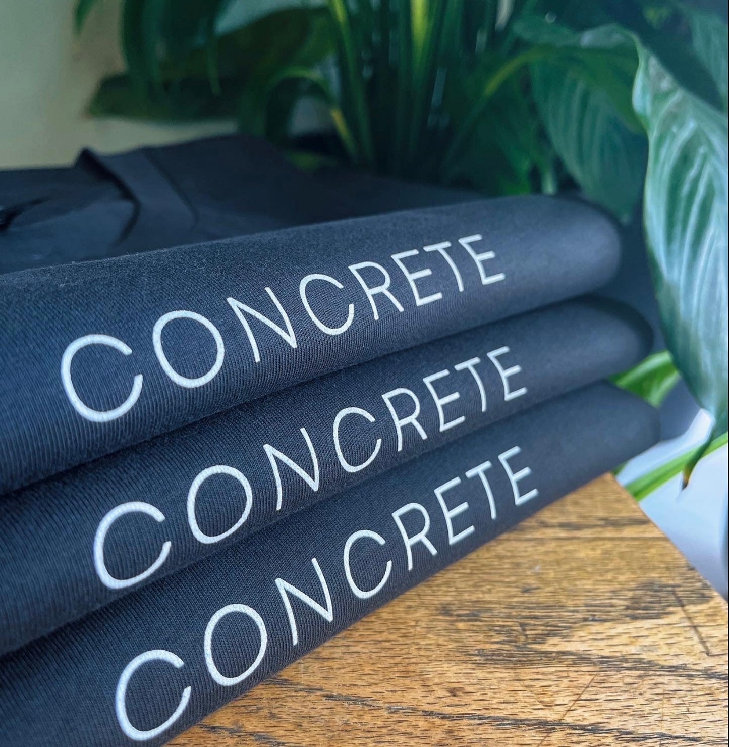 HAPPY PILL - TEE *charcoal*