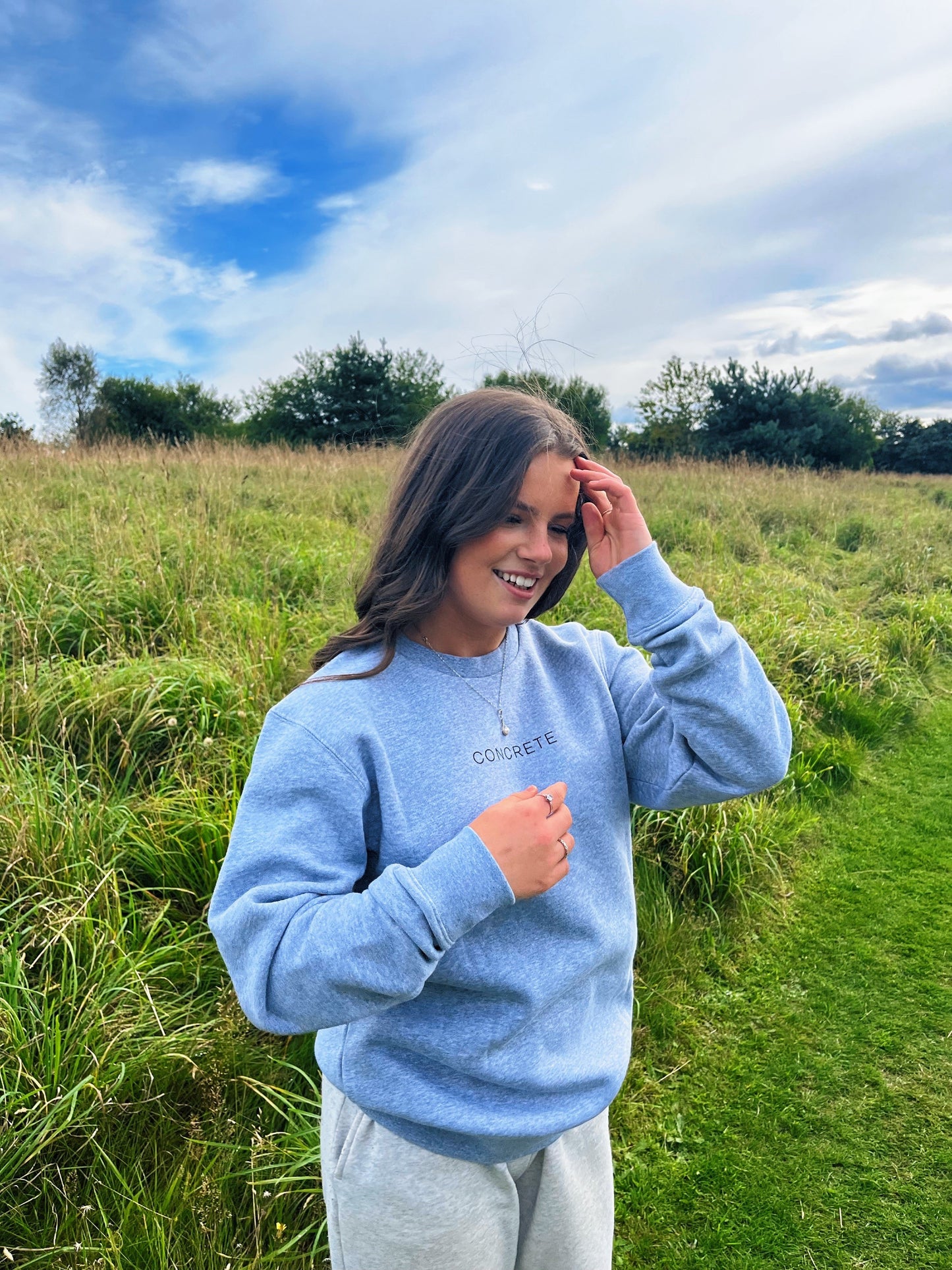 WAKE UP HAPPY - SWEAT *heathered grey*